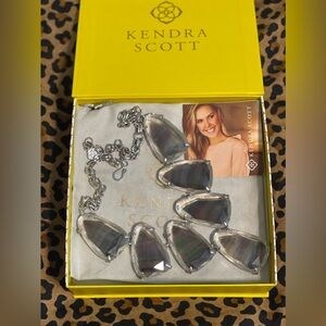 Kendra Scott Harlow Statement Necklace - Black Mother of Pearl